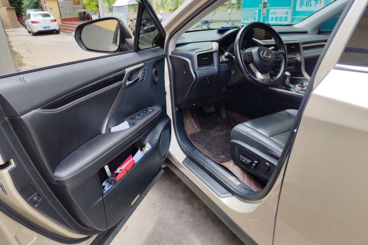 Used Lexus RX 2016 300 4x4 Elegant Edition China V-standard Driver Seat