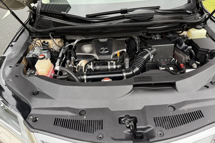 Used Lexus RX 2016 300 Two-Wheel Drive Comfort Edition China V Standard Engine Bay