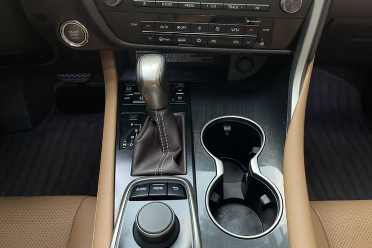 Used Lexus RX 2016 300 Two-Wheel Drive Comfort Edition China V Standard Gear Lever