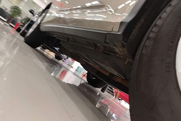 Used Lexus RX 2016 300 Two-Wheel Drive Elite Version China V Standard Right Side Sill