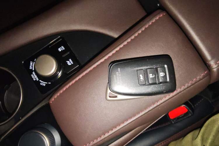 Used Lexus RX 2016 450h Four-Wheel Drive Elegant Edition Vehicle Key