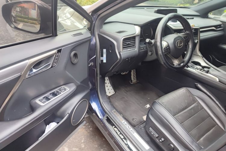 Used Lexus RX  Driver Seat