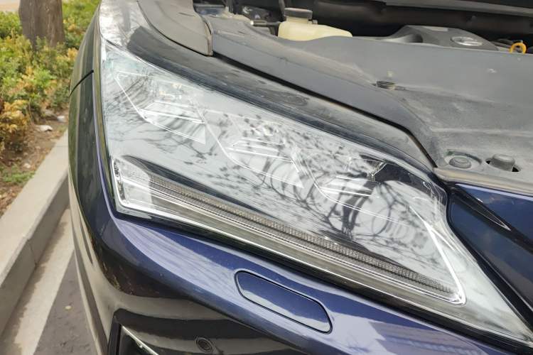 Used Lexus RX  Right Front Headlight