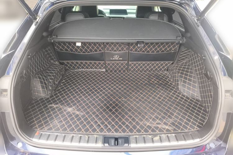 Used Lexus RX 2017 300 with Mark Levinson 4x4 F SPORT Version China V Emission Standard Trunk