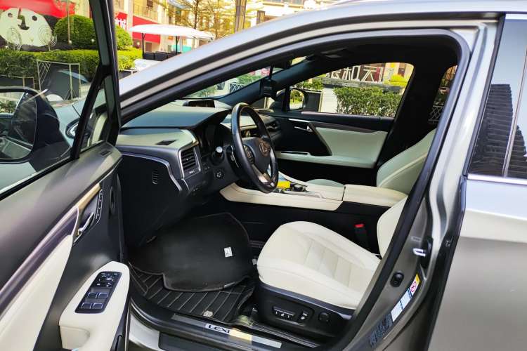Used Lexus RX 2017 300 with Mark Levinson 4x4 F SPORT Version China V Emission Standard Driver Seat