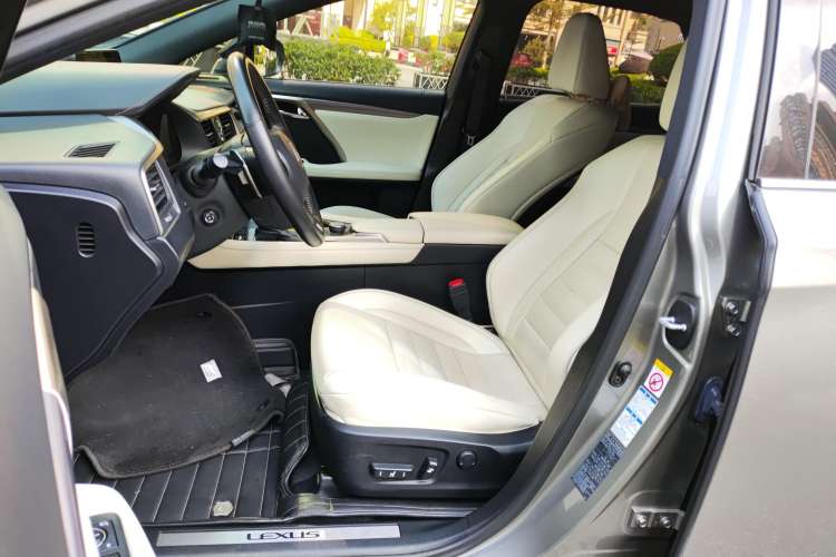 Used Lexus RX 2017 300 with Mark Levinson 4x4 F SPORT Version China V Emission Standard Left Front Seat