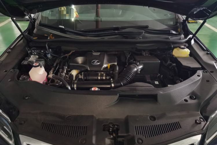 Used Lexus RX 2017 300 with Mark Levinson 4x4 F SPORT Version China VI Standard Engine Bay