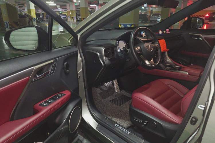 Used Lexus RX 2017 300 with Mark Levinson 4x4 F SPORT Version China V Emission Standard Driver Seat