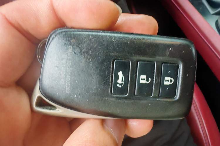 Used Lexus RX 2017 300 with Mark Levinson 4x4 F SPORT Version China V Emission Standard Vehicle Key