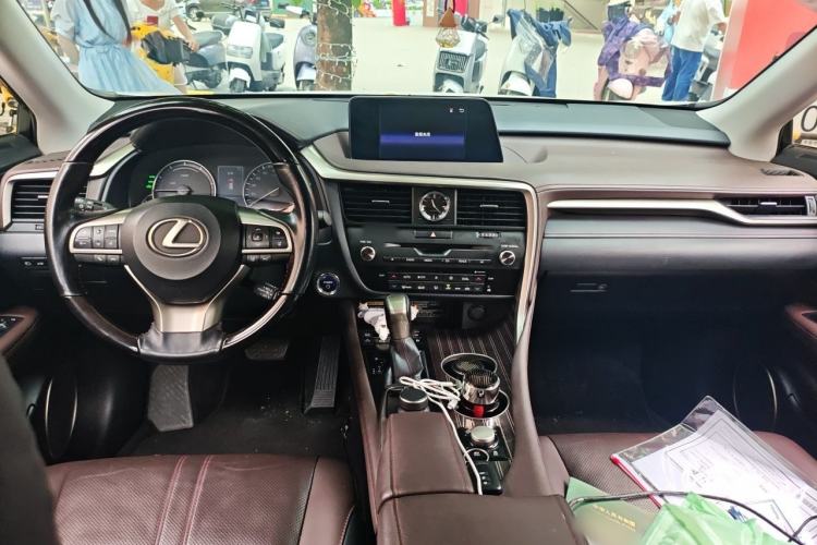 Used Lexus RX 2017 450h Mark Levinson Four-Wheel-Drive Luxury Edition Center Console