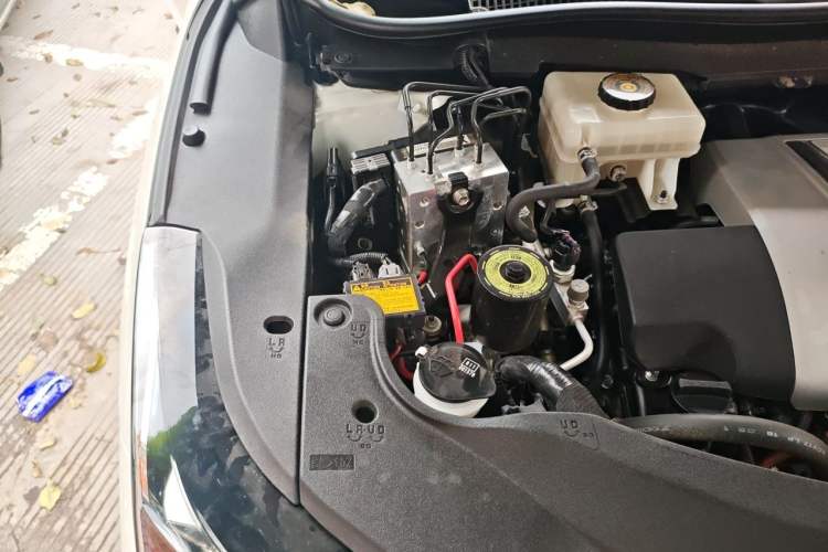 Used Lexus RX 2017 450h Mark Levinson Four-Wheel-Drive Luxury Edition Engine Bay Right