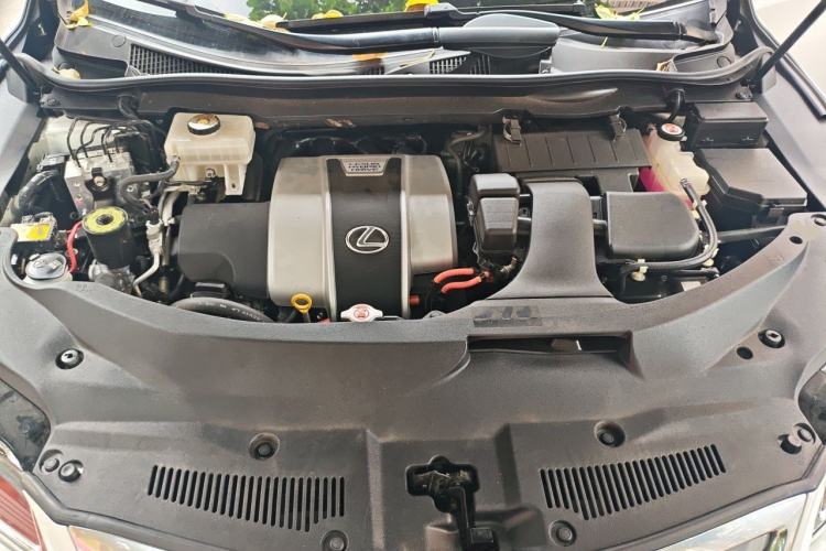 Used Lexus RX 2017 450h Mark Levinson Four-Wheel-Drive Luxury Edition Engine Bay
