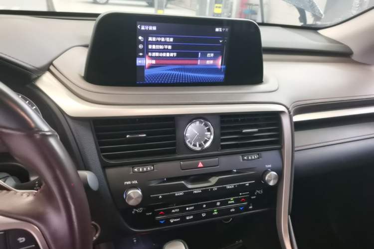 Used Lexus RX 2020 300 Two-Wheel Drive Comfort Edition China VI Standard Audio And AC Panel