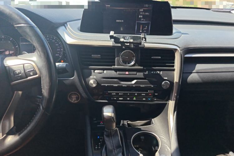 Used Lexus RX 2020 300 Two-Wheel Drive Elite Edition China VI Standard Audio And AC Panel