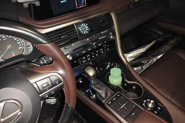 Used Lexus RX 2020 Revised Version 300 Two-Wheel Drive Comfort Edition Audio And AC Panel