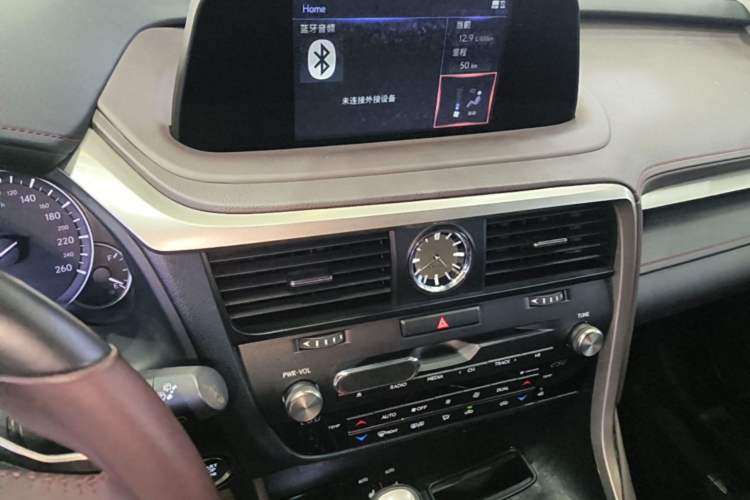 Used Lexus RX 2020 300 4x4 Elegant Edition China V Standard Audio And AC Panel