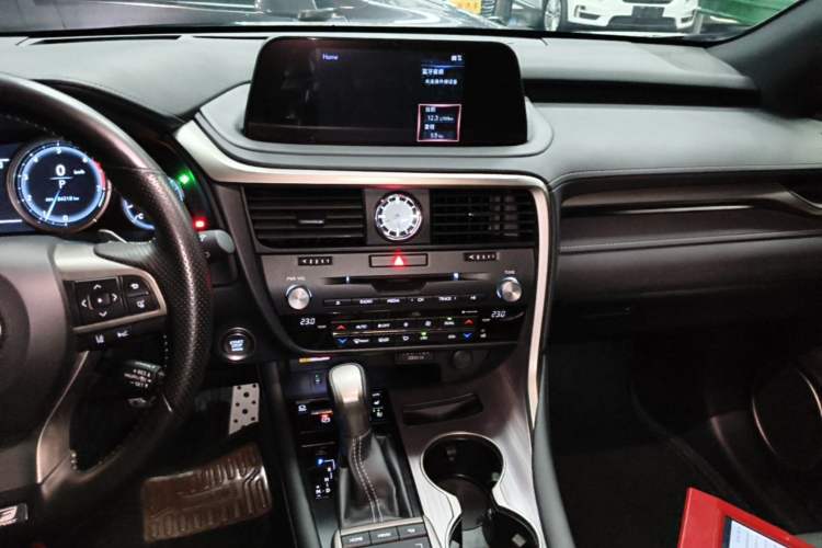 Used Lexus RX 2020 Revised Version 300 Four-Wheel Drive F SPORT Audio And AC Panel