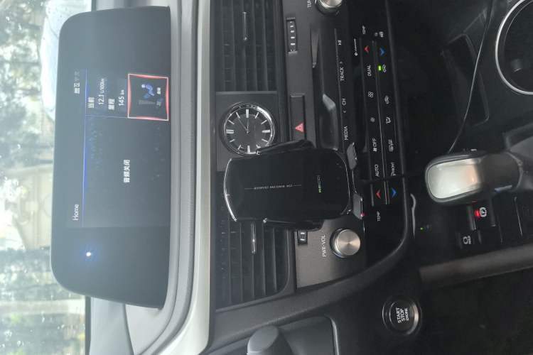 Used Lexus RX 2020 Facelifted 300 4x4 Elegant Edition Audio And AC Panel