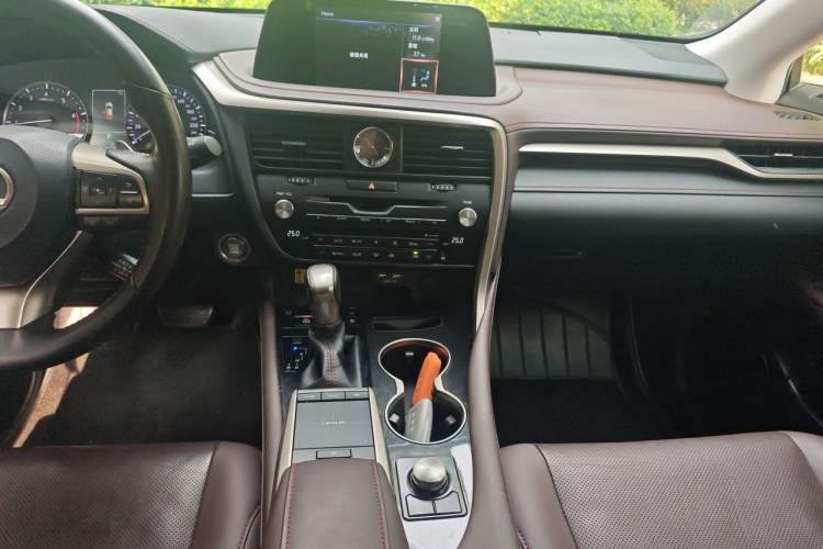 Used Lexus RX 2020 Revised Version 300 Two-Wheel Drive Comfort Edition Audio And AC Panel