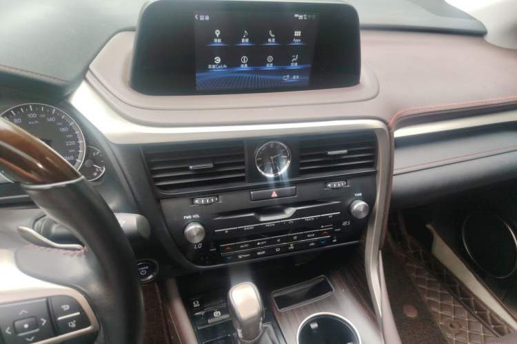 Used Lexus RX 2020 450hL Four-Wheel Drive Luxury 7-Seater China VI Standard Audio And AC Panel