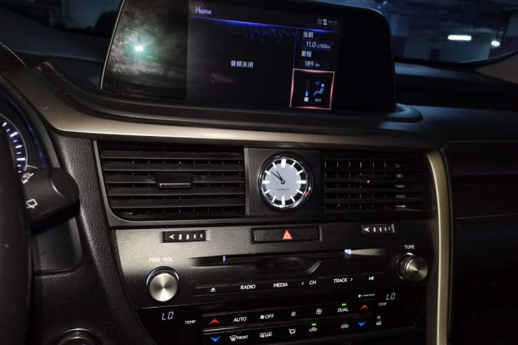 Used Lexus RX 2020 300 Two-Wheel Drive Comfort Edition China VI Standard Audio And AC Panel