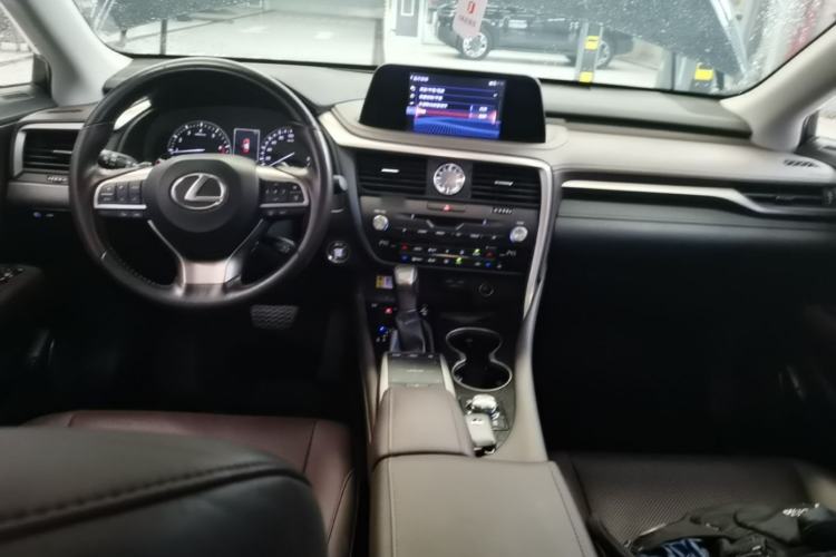 Used Lexus RX 2020 300 Two-Wheel Drive Comfort Edition China VI Standard Center Console