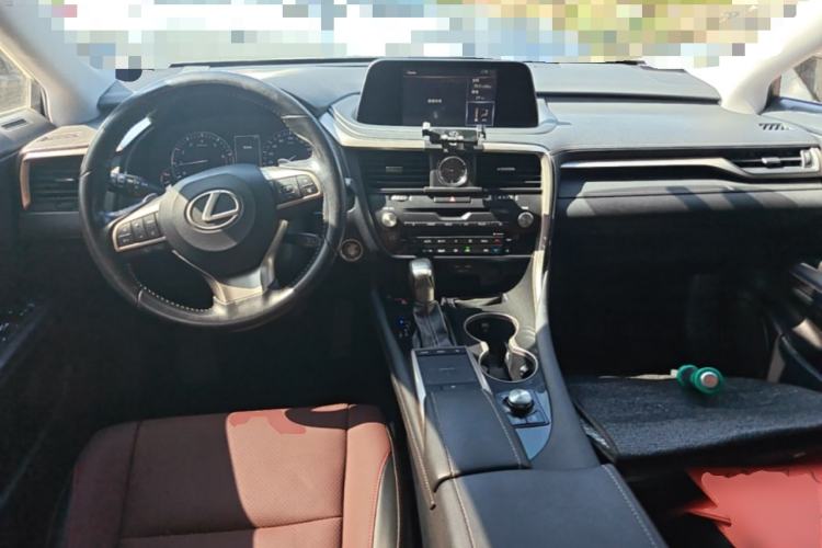 Used Lexus RX 2020 300 Two-Wheel Drive Elite Edition China VI Standard Center Console