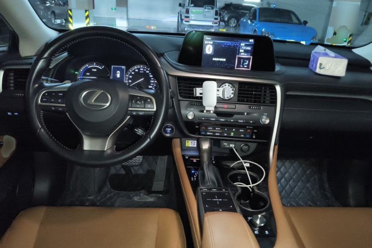 Used Lexus RX 2020 450hL Four-Wheel Drive Elegant 7-Seater China VI Standard Center Console