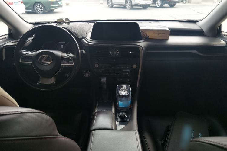 Used Lexus RX 2020 300 4x4 Elegant Edition China VI Center Console