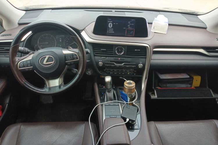Used Lexus RX 2020 300 4x4 Elegant Edition China VI Center Console