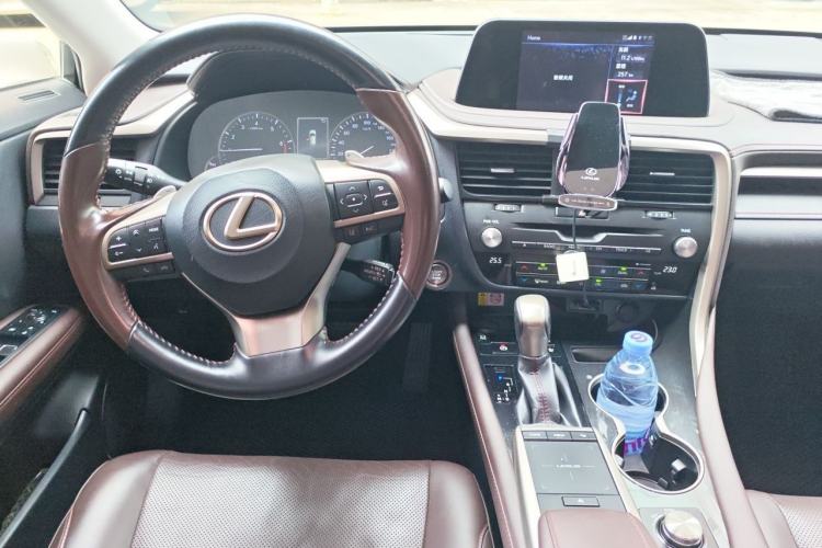 Used Lexus RX 2020 300 4x4 Elegant Edition China VI Center Console