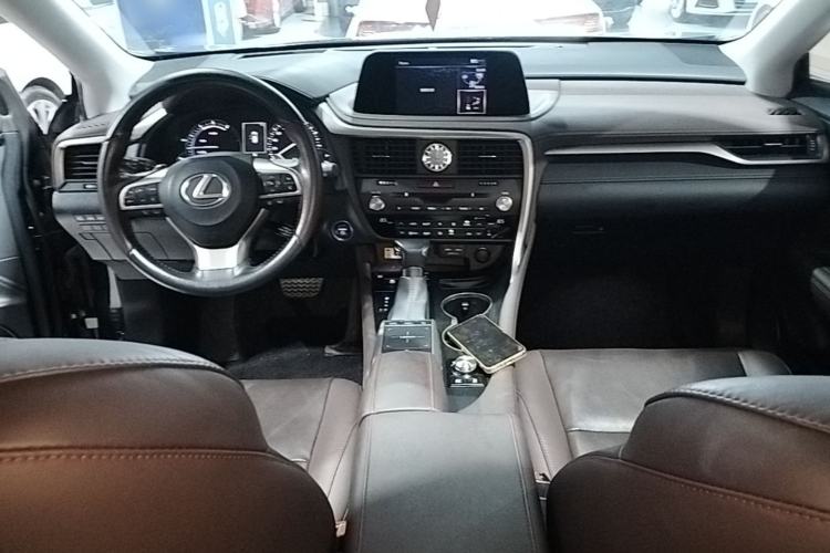 Used Lexus RX 2020 Revised Version 450h Four-Wheel Drive Elegant Edition Center Console