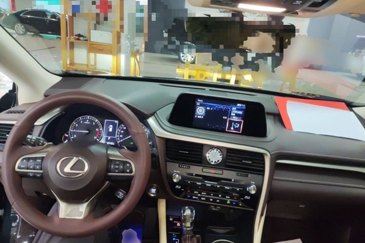 Used Lexus RX 2020 300 Two-Wheel Drive Elite Edition China VI Standard Center Console