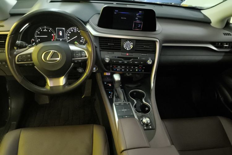Used Lexus RX 2020 Facelifted 300 4x4 Elegant Edition Center Console
