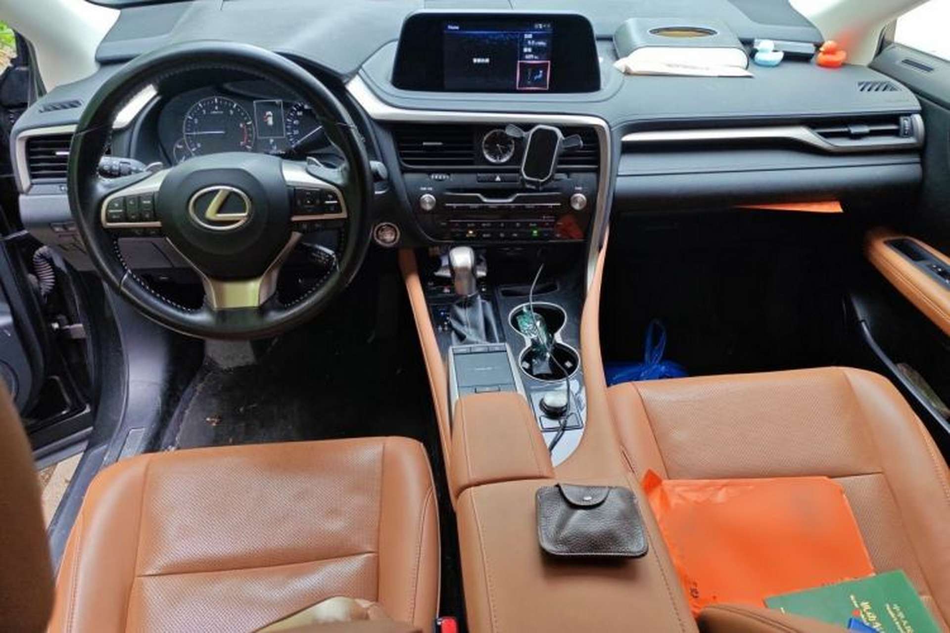 Used Lexus RX 2020 300 Two-Wheel Drive Comfort Edition China VI Standard Center Console