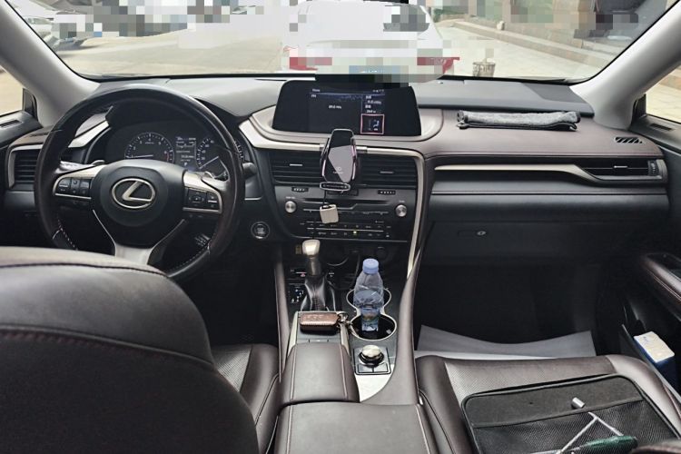 Used Lexus RX 2020 300 4x4 Elegant Edition China VI Center Console