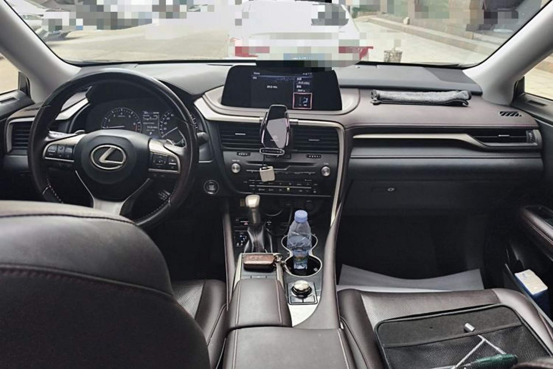Used Lexus RX 2020 300 4x4 Elegant Edition China VI Center Console
