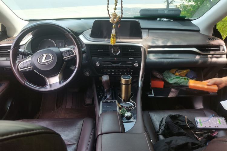 Used Lexus RX 2020 Facelifted 300 4x4 Elegant Edition Center Console