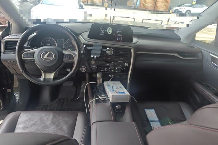 Used Lexus RX 2020 300 4x4 Elegant Edition China VI Center Console