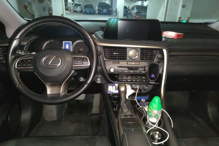 Used Lexus RX 2020 Revised Version 300 Two-Wheel Drive Elite Edition Center Console