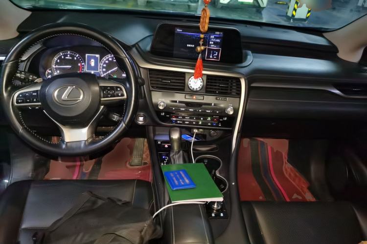 Used Lexus RX 2020 300 Two-Wheel Drive Comfort Edition China VI Standard Center Console