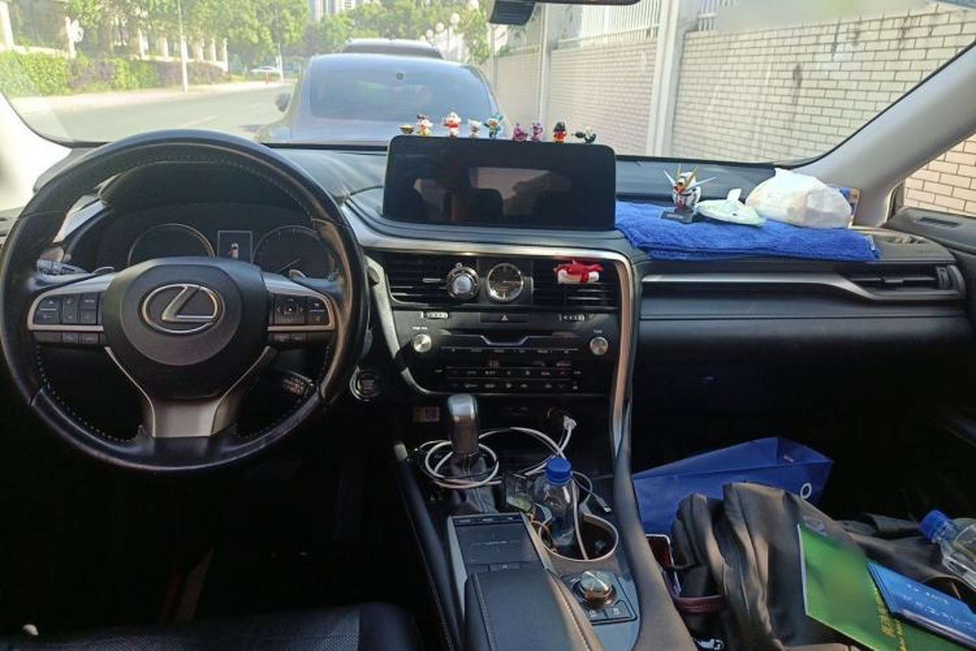 Used Lexus RX 2020 300 4x4 Elegant Edition China VI Center Console