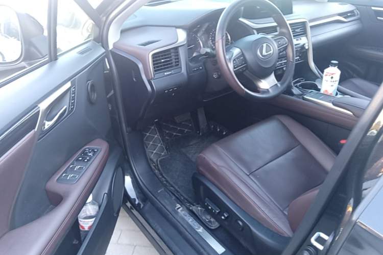 Used Lexus RX 2020 Facelifted 300 4x4 Elegant Edition Driver Seat