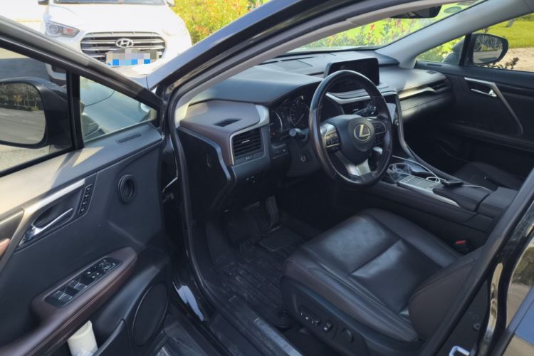 Used Lexus RX 2020 300 4x4 Elegant Edition China VI Driver Seat