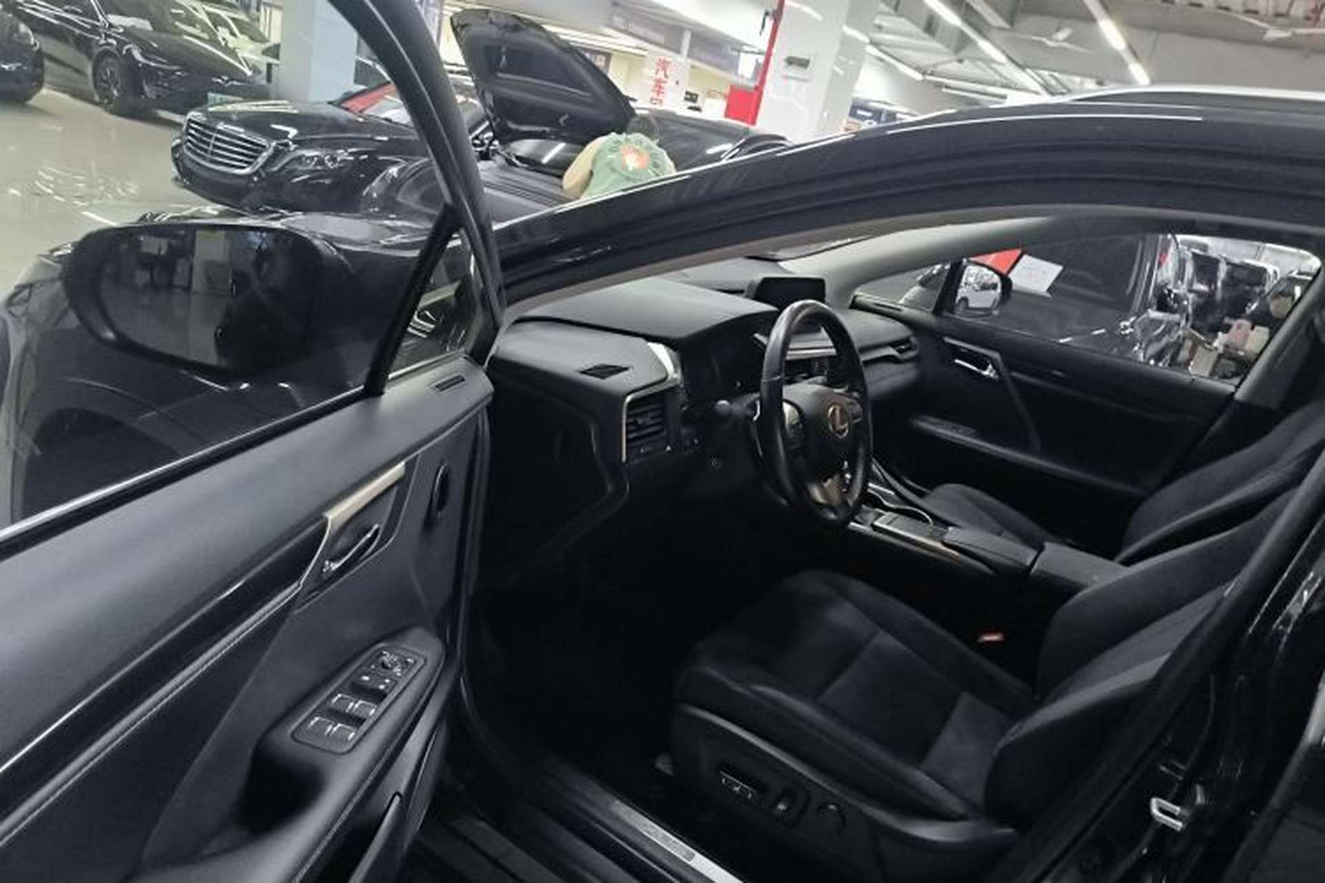 Used Lexus RX 2020 300 Two-Wheel Drive Elite Edition China VI Standard Driver Seat