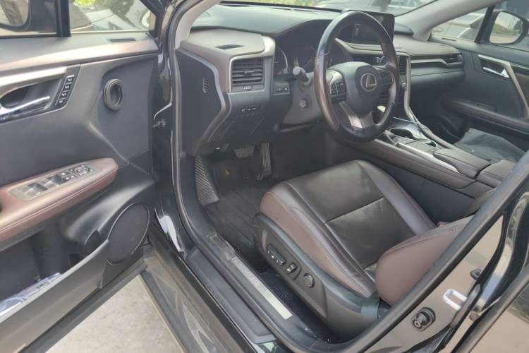 Used Lexus RX 2020 Revised Version 300 Two-Wheel Drive Comfort Edition Driver Seat