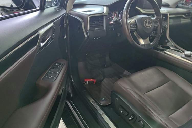 Used Lexus RX 2020 Revised Version 300 Two-Wheel Drive Comfort Edition Driver Seat