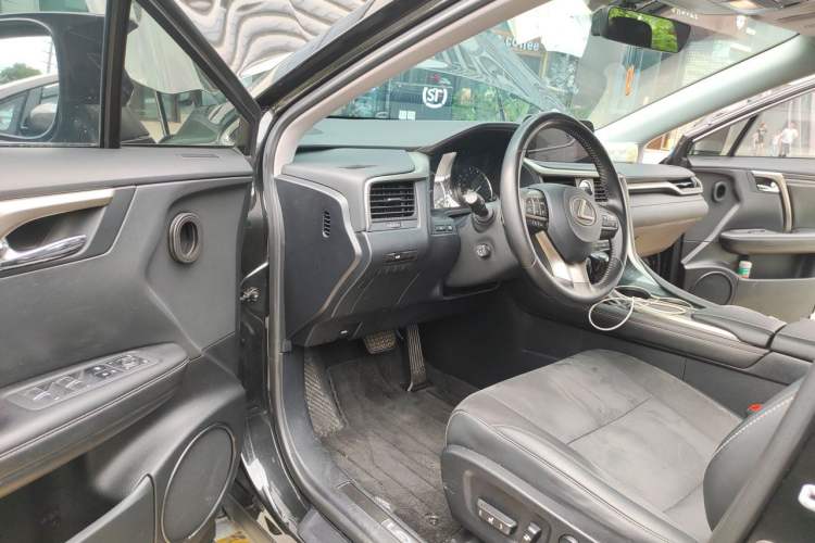 Used Lexus RX 2020 Revised Version 300 Two-Wheel Drive Elite Edition Driver Seat