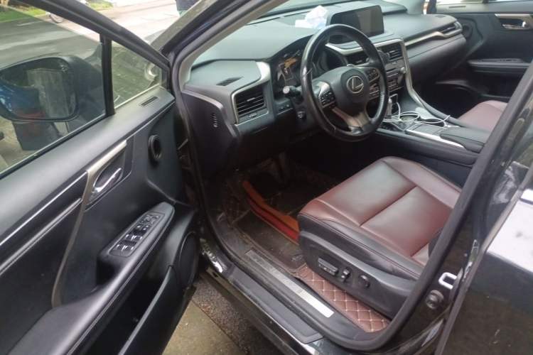 Used Lexus RX 2020 300 Two-Wheel Drive Elite Edition China VI Standard Driver Seat