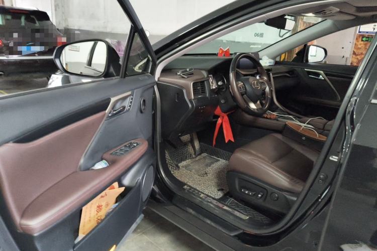 Used Lexus RX 2020 Facelifted 300 4x4 Elegant Edition Driver Seat